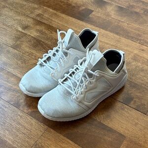 White Reebok Skycush Evolution Lux Size 8